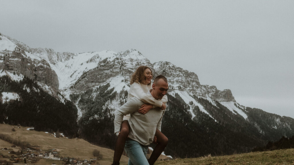 Une séance couple au Col de la Forclaz